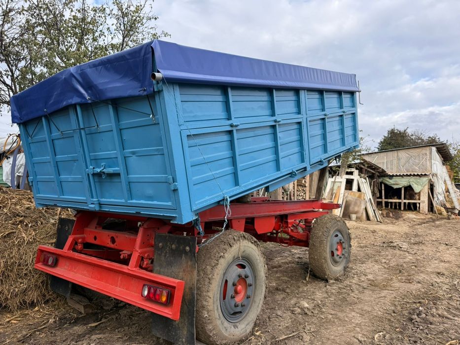 Remorca Basculabila 3 Părți 10 tone ( 7,5 8 12 tone ) inoecabila