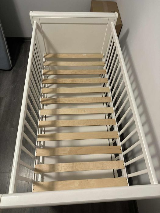 Patut lemn masiv pentru copii