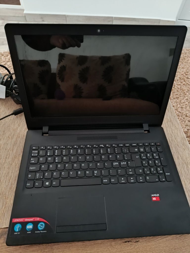 Laptop Lenovo Ideapad  2gb video 8gb RAM 500gbHdd
