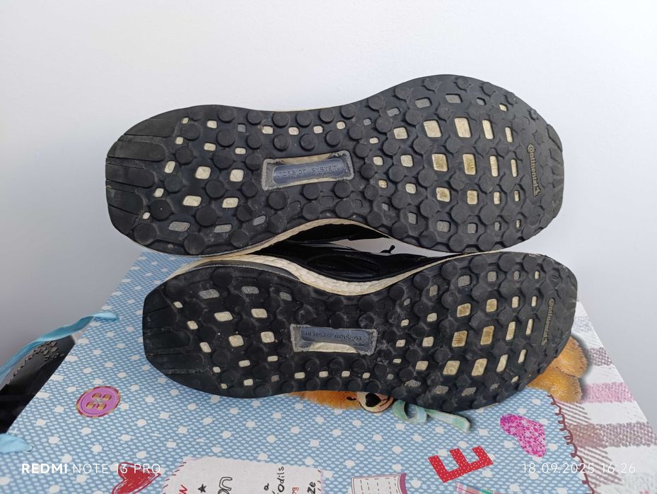 ''Adidas Energy Boost''оригинални маратонки 44 номер