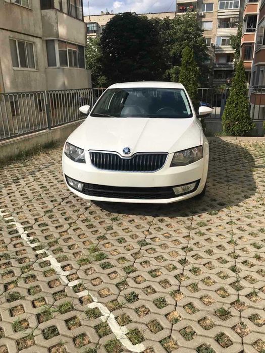 Продавам Skoda Oktavia