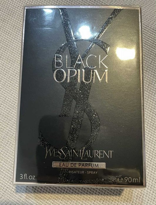 Parfum Black Opium Bois blanc