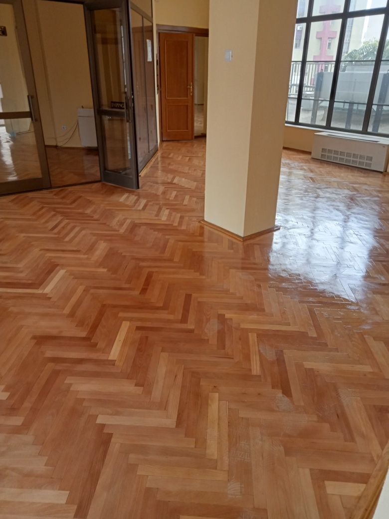 Montez parchet lipit și flotant