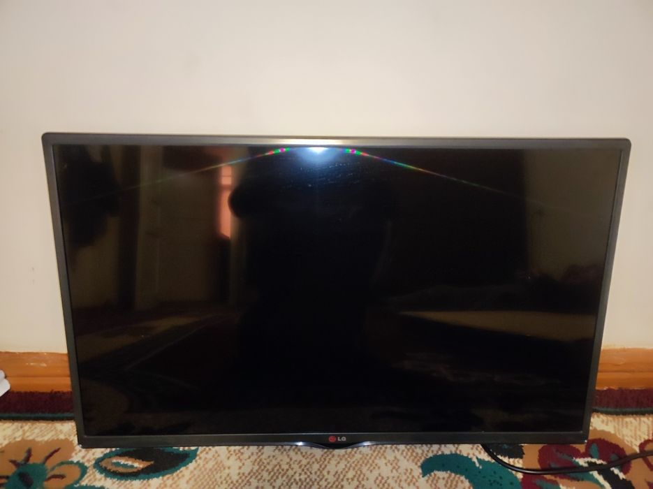 32 tali LG televizor