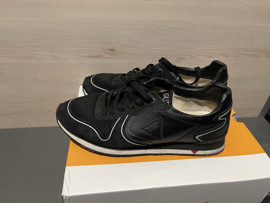 Мъжки обувки Guess