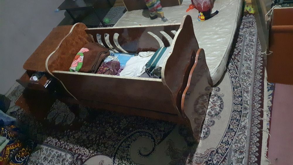 Беланчак сотилади холати яхши, кирилган чизилган жойи ёк