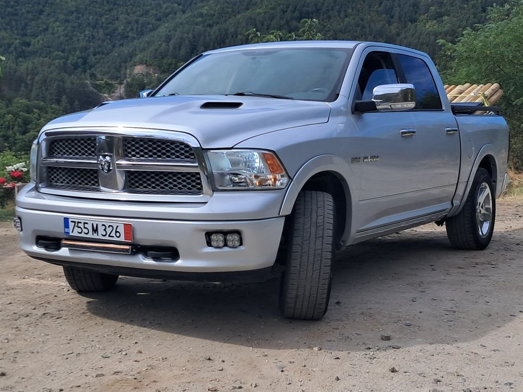 Dodge RAM  5.7 HEMI