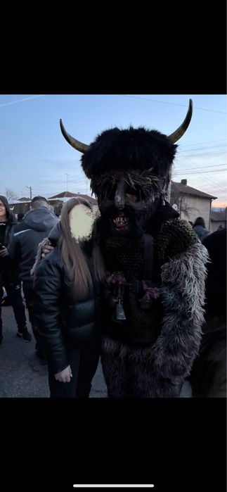 Кукерски костюм (ръчно направен)