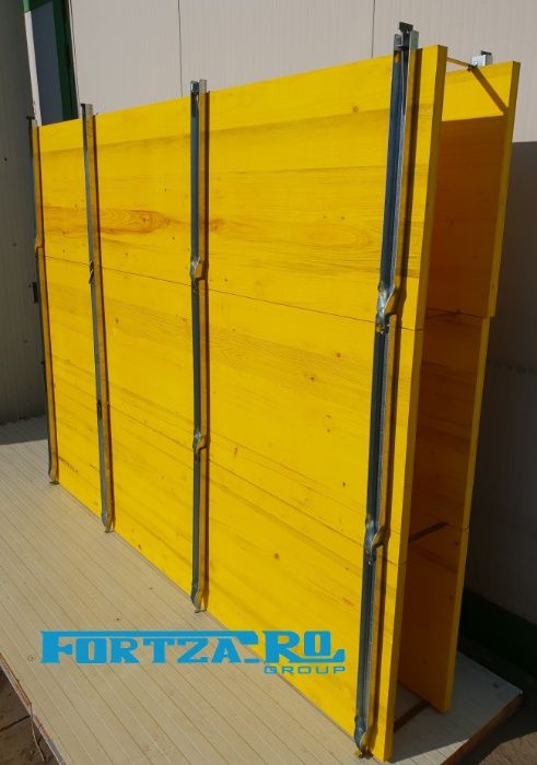 Panouri galbene tip doka pentru cofraje, distantiere metalice,montanti