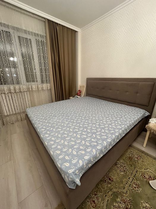 Продам спальную кровать