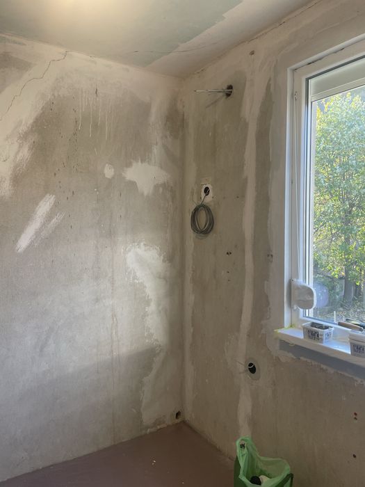 Вътрешни ремонти, обръщане на врати и прозорци, шпакловка, боядисване