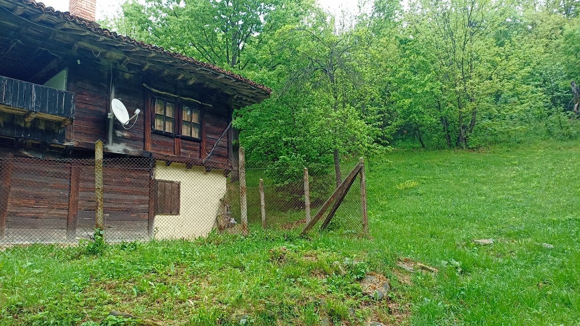 Продава се Къща в с. Вълчовци, Област Велико Търново - 140 кв.м за 715 €/кв.м - Снимка #2