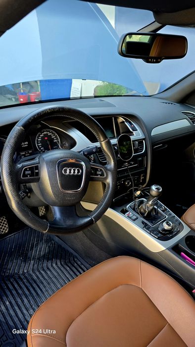 Vand AUDI A4 2010