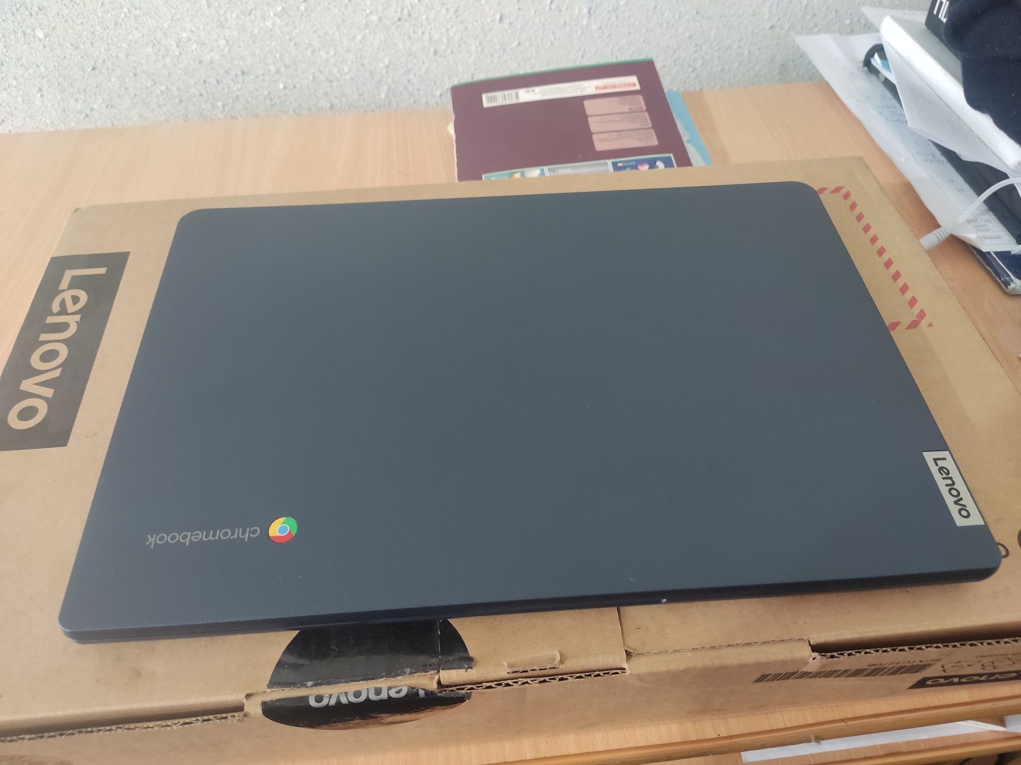 Lenovo IdeaPad Slim 3 Chromebook, 14" FHD IPS