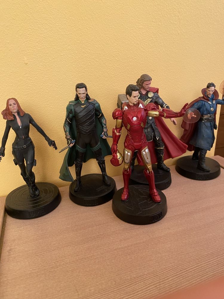 Ръчно рисивани фиргурки на Marvel