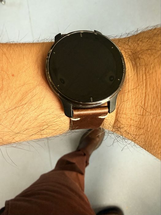 Garmin Venu 2 Plus – перфектно състояние + две каишки