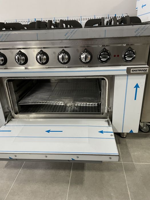 професионални газови котлони 6ца с ел.фурна