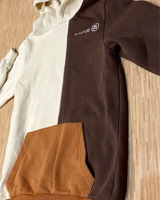 Hanorac in doua culori