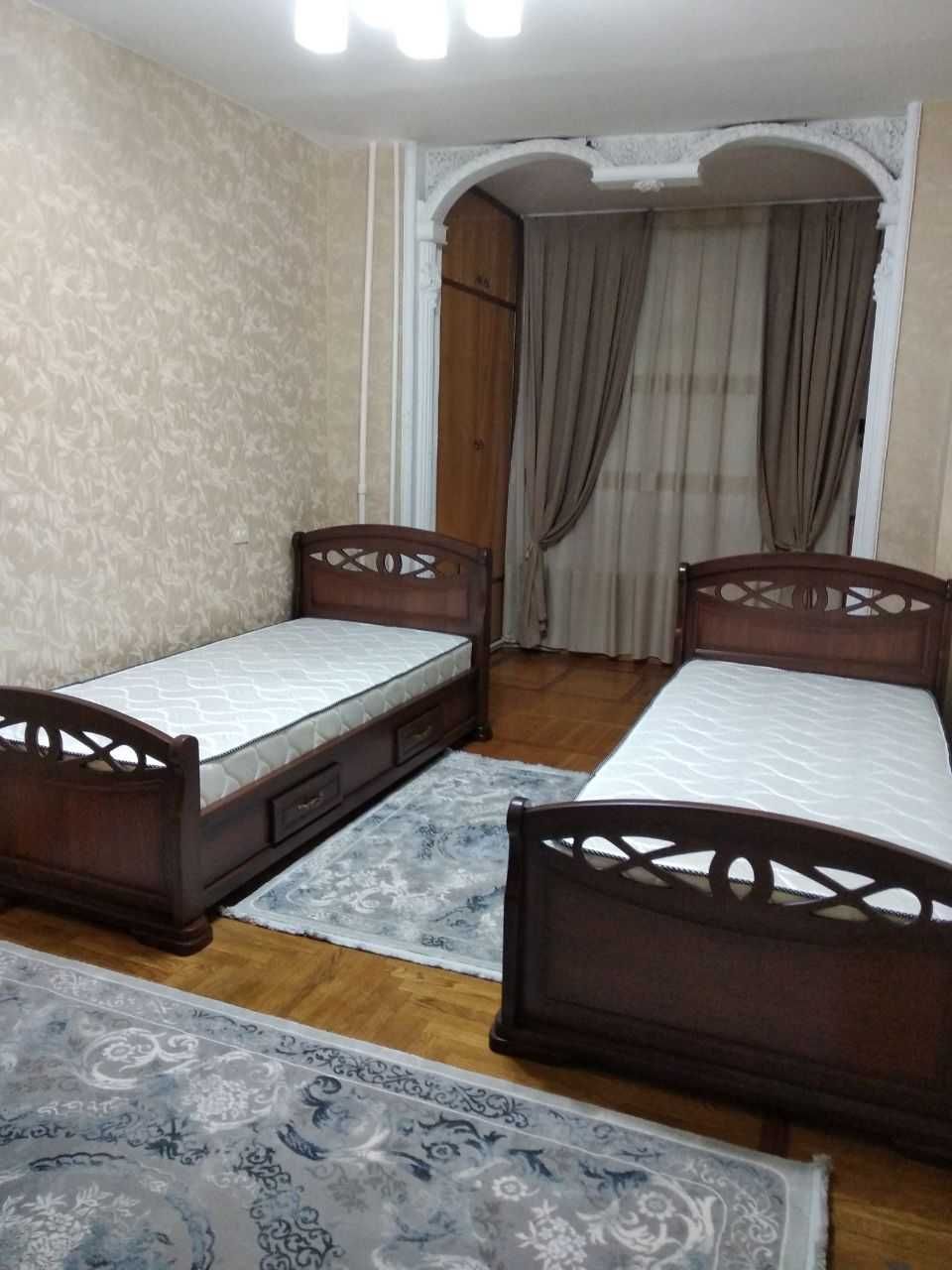 Продаю большую квартиру в центре напротив Ташкент сити (157)