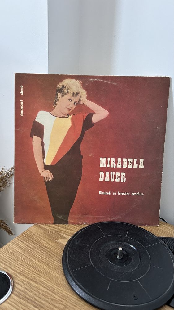 Vand vinyl Mirabela Dauer