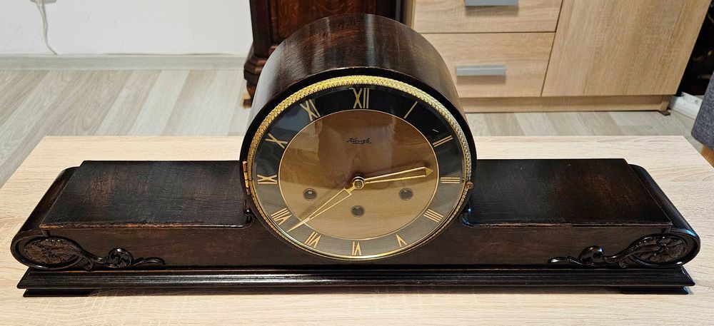 Ceas de semineu cu pendul Kienzle- Westminster