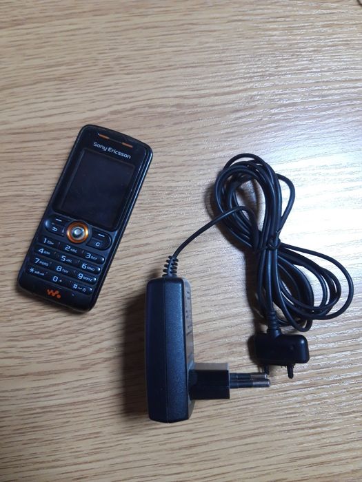 Телефон с копчета Sony Ericsson