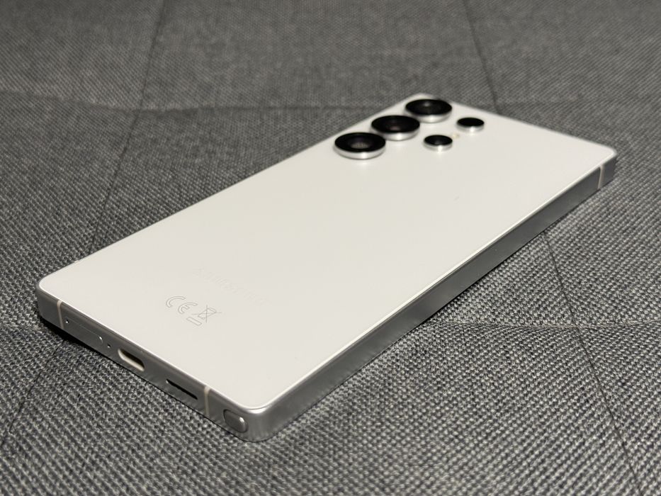 Samsung S25 Ultra / WhiteSilver / 256 Gb / Impecabil