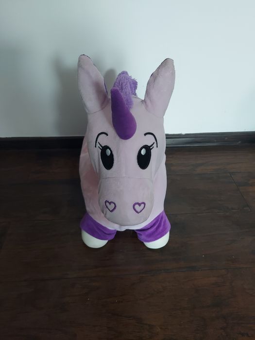 Vand calut de sarit gonflabil cu husa