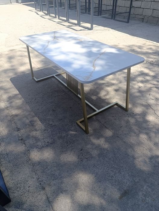 Jurnalniy stolik Turbo