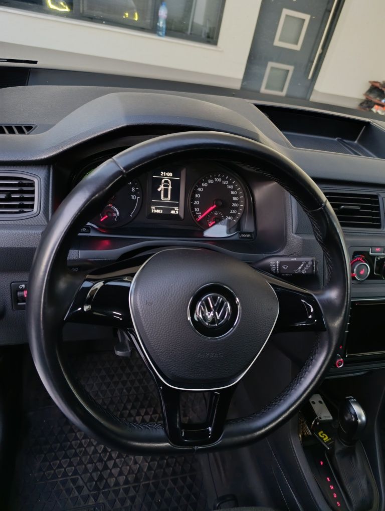 VW Caddy Макси Електрически