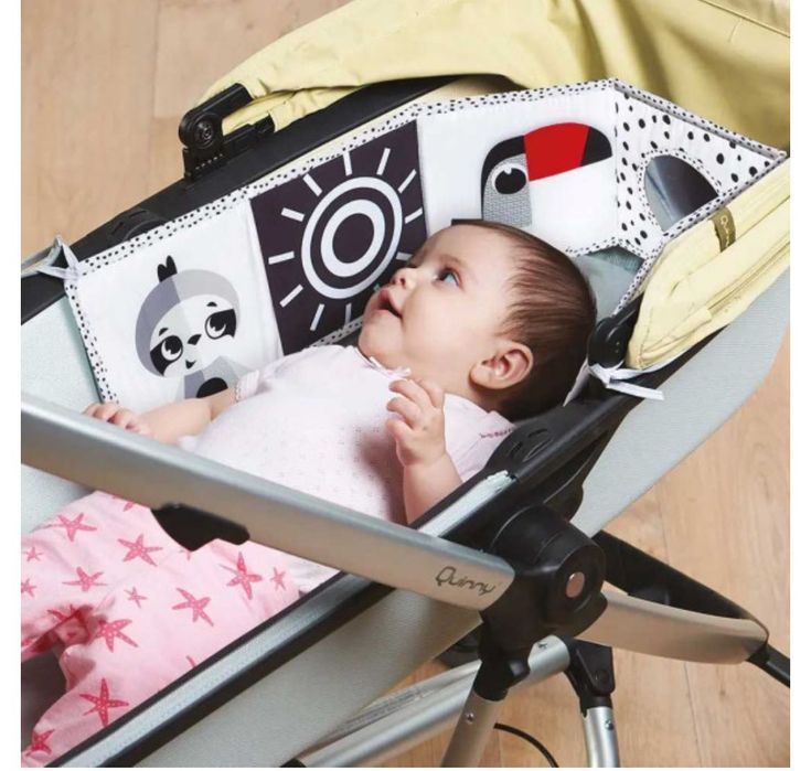 Музикално килимче и двустранна книжка обиколник