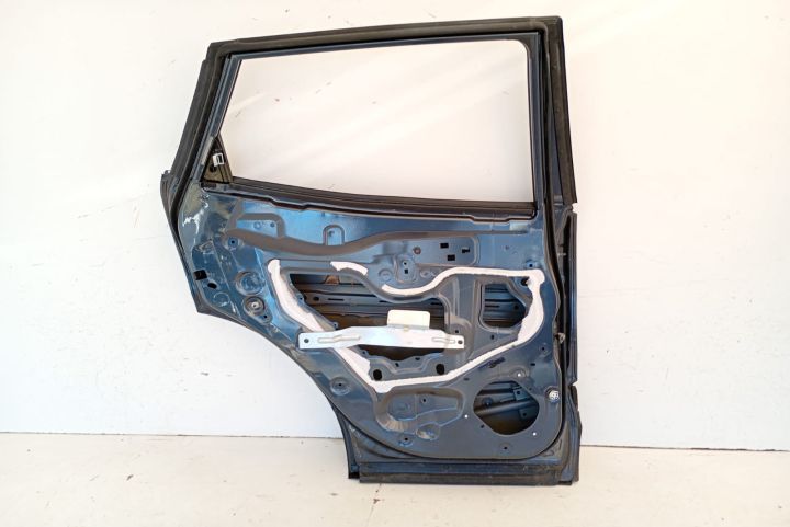 Usa stanga spate cu mici defecte Renault Kadjar prima generatie