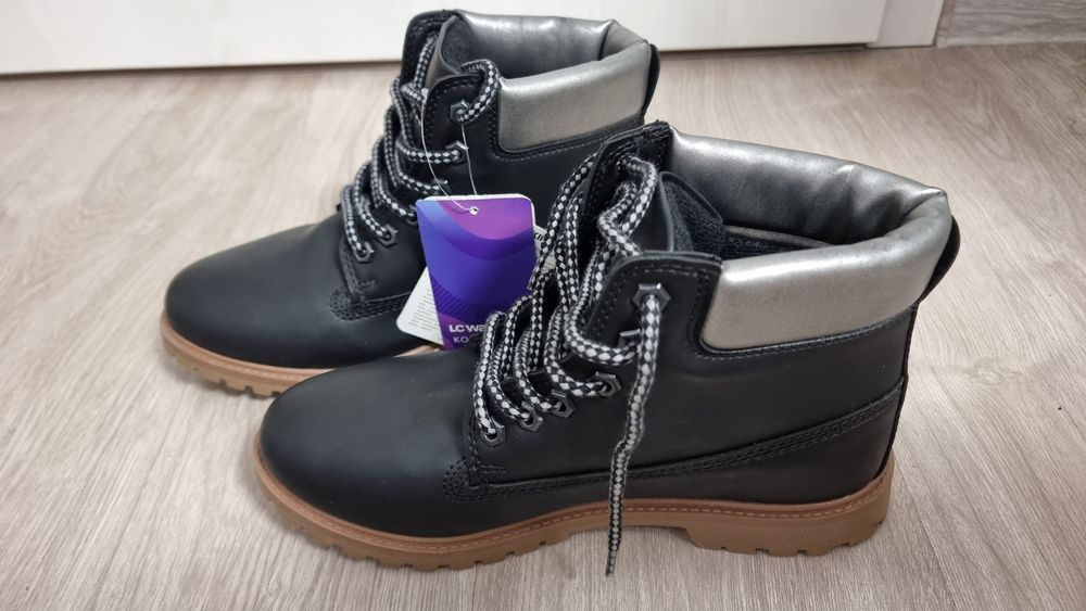 Încălțăminte de iarna nouă cu etichetă