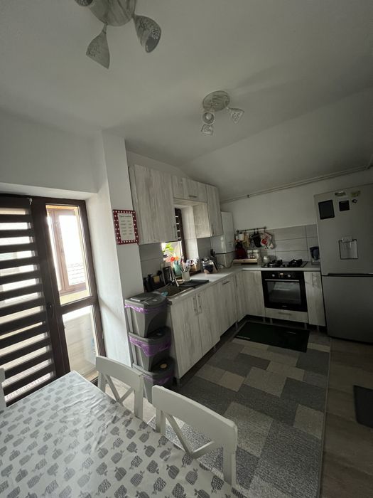Apartament 3 camere, 2 bai, balcon inchis, parcare, Sanpetru Residence