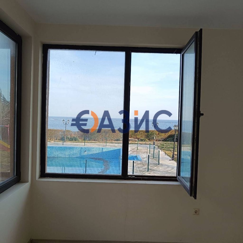 Продава се Двустаен апартамент в с. Равда, Област Бургас - 61 кв.м за 1422 €/кв.м - Снимка #1