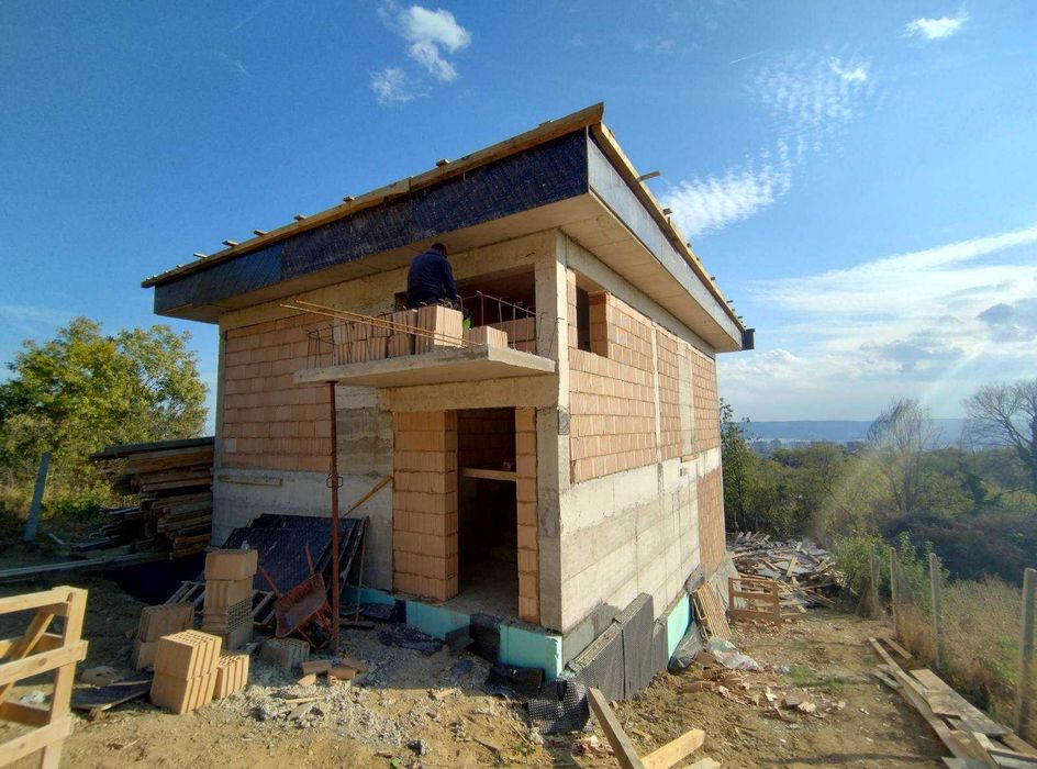 БЕЗ КОМИСИОНА къща 190 м²с нескриваема панорама над Военна Болница