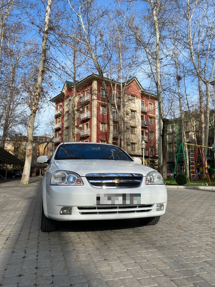 Chevrolet Lacetti, 3-позиция