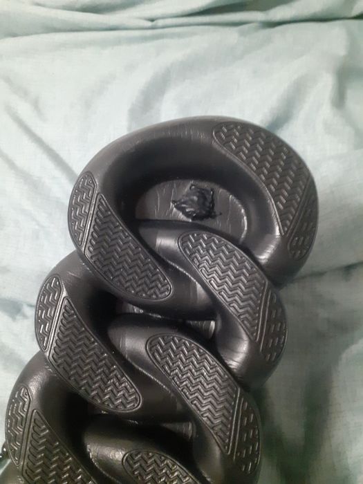 Versace chain reaction medusa print