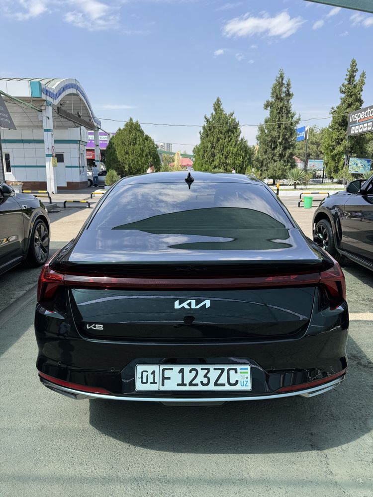 Kia k8 sotiladi holati idyal murojat uchun telfon qiling batafsil tel.
