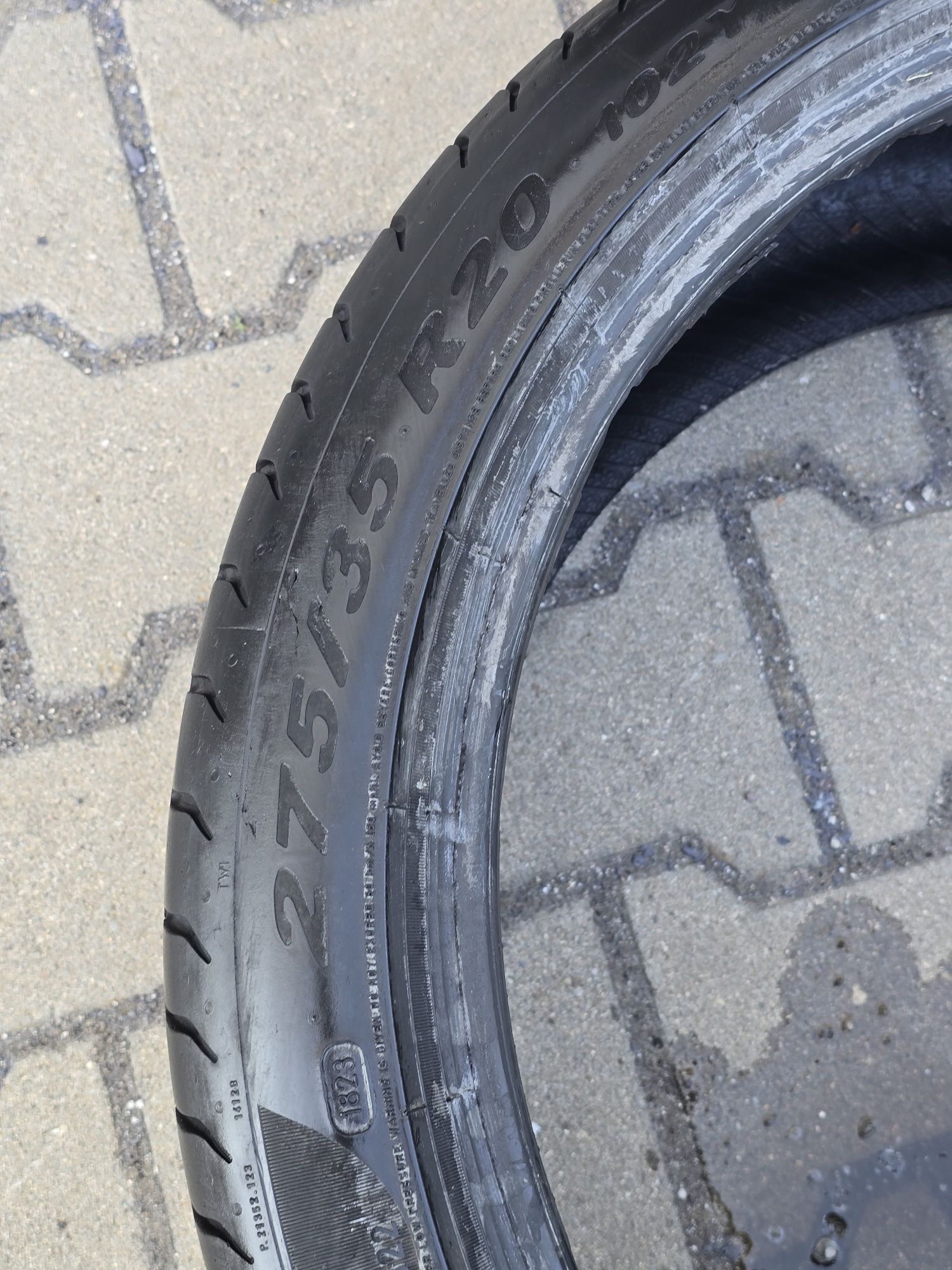 275 35 20 Pirelli