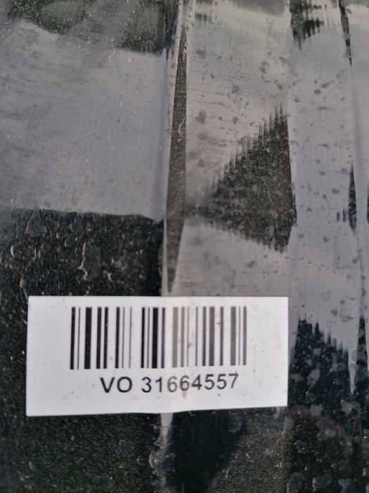 Janta Volvo V40 R17 Model Rodinia