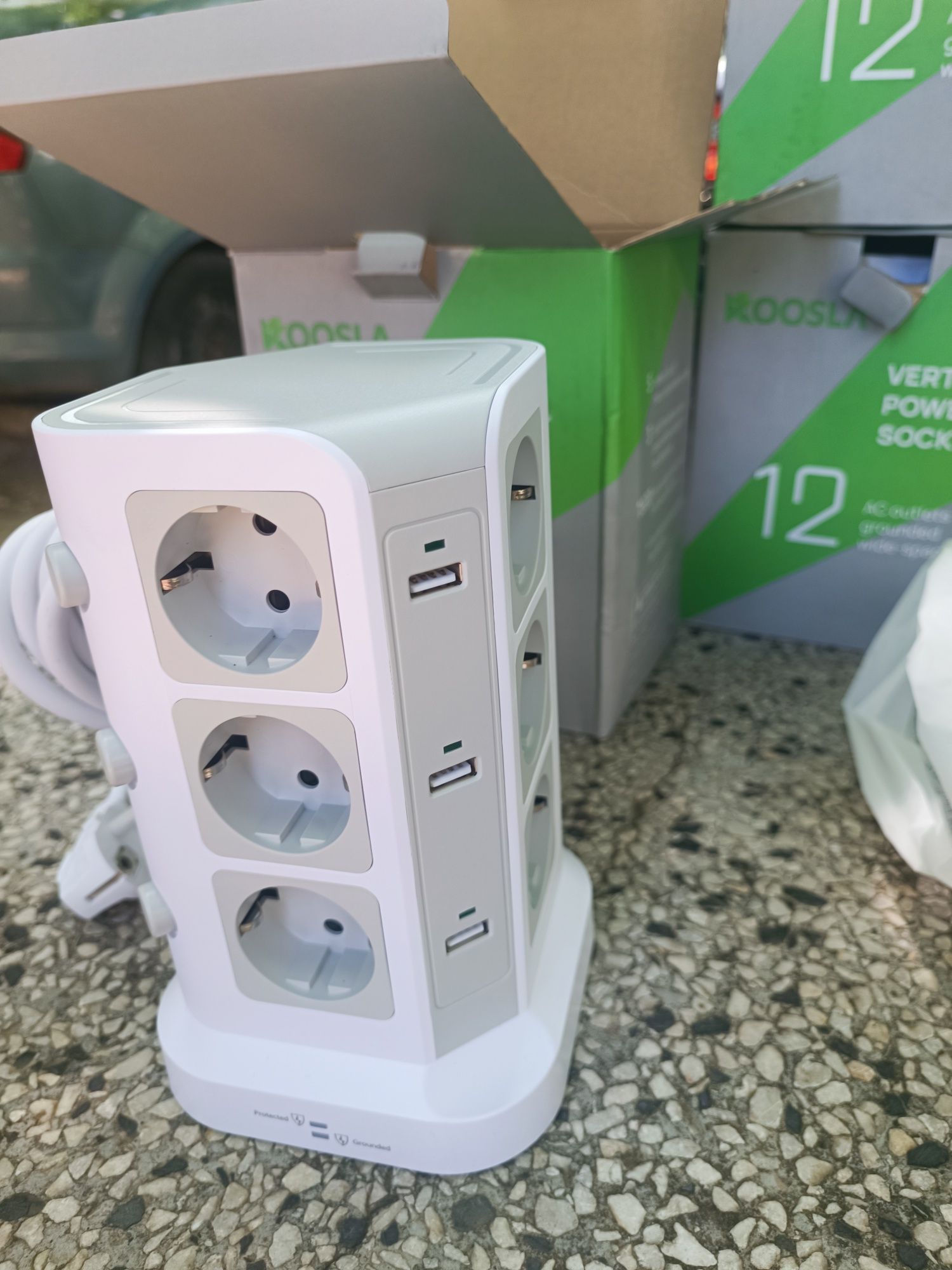 Електрически разклонител с 6 USB порта и 12 гнезда, разклонител с и 3