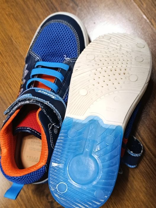 Обувки Geox - за момче