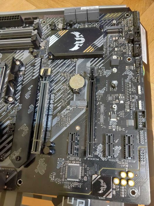 AMD Ryzen 5 5600 + Asus TUF B550 Plus