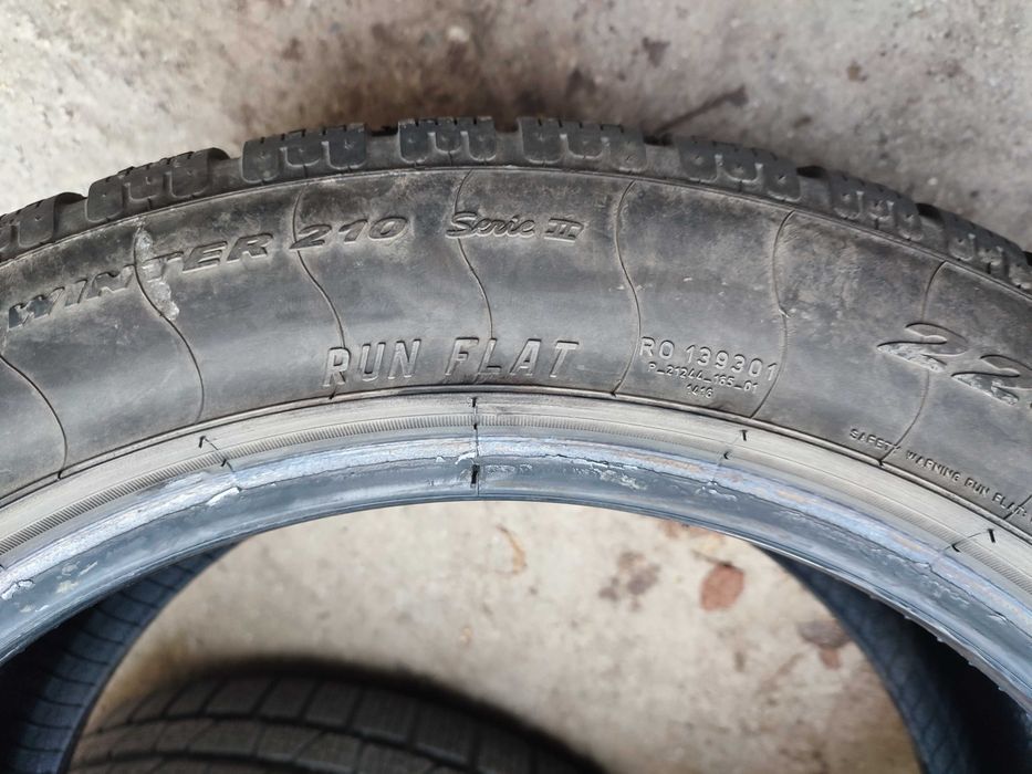 4 бр. 225/50/17 зимни гуми Pirelli