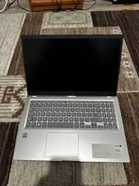 Laptop ,Asus ,core i5 ,15.6” 8GB Ram 256gb
