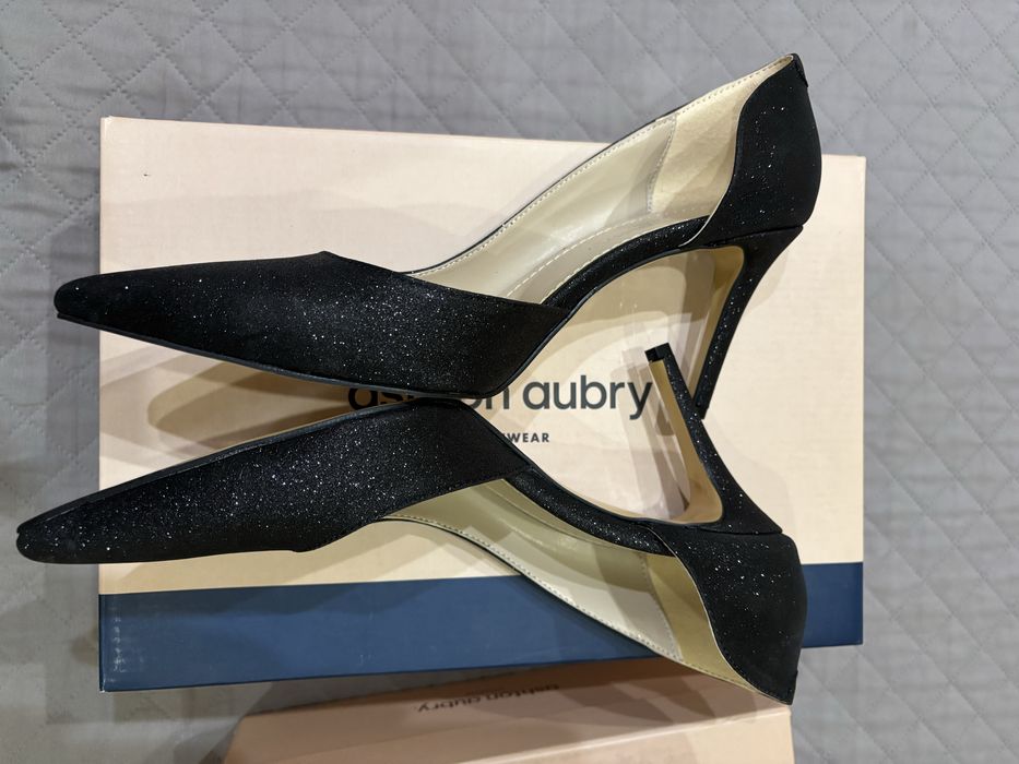 Нови официални дамски обувки