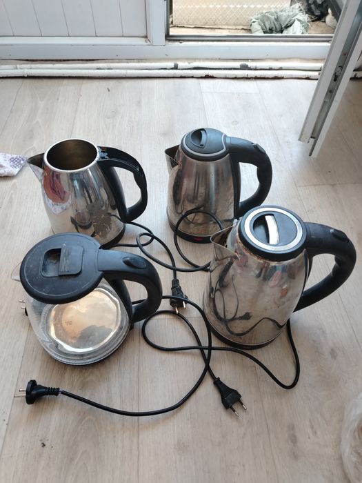 Продаётся электро чайник