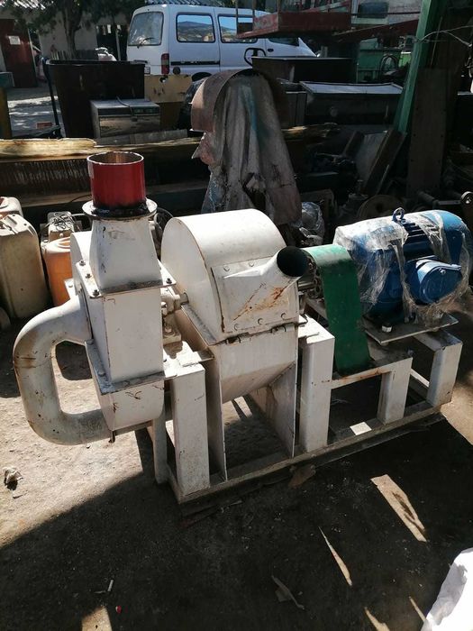 Промышленная дробилка, измельчитель, размалыватель, размельчитель