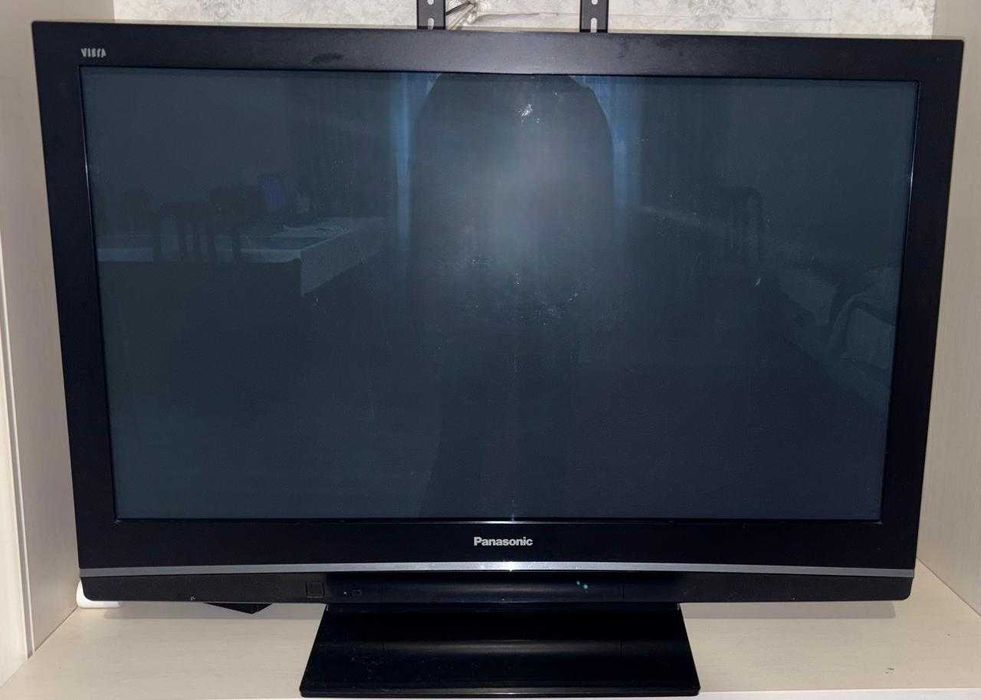 Телевизор плазменный Panasonic VIERA TH-R42PV8A диагональ 106 см Black
